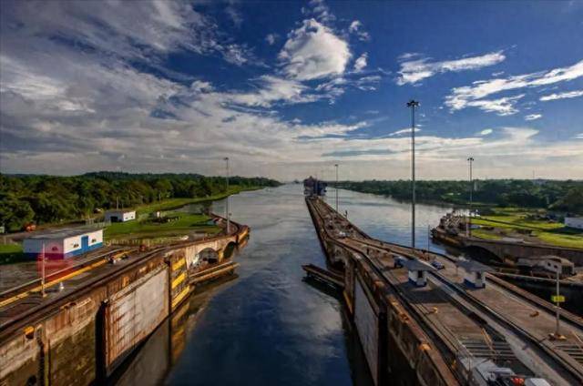 原創(chuàng)大公報(bào)發(fā)文：讓巴拿馬付出代價(jià)，中國(guó)已準(zhǔn)備好！長(zhǎng)和集團(tuán)也表態(tài)對(duì)巴拿馬裁決強(qiáng)烈反對(duì)