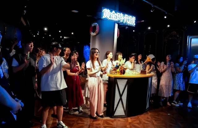 演藝新空間 | 開(kāi)心麻花·花花世界：解鎖戲劇生活新體驗(yàn)