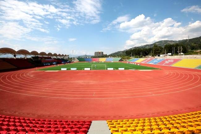 四川省政協(xié)委員馬輝談民族醫(yī)學(xué)教育新路徑：從一線需求到教育供給，精準(zhǔn)對接民族地區(qū)醫(yī)療