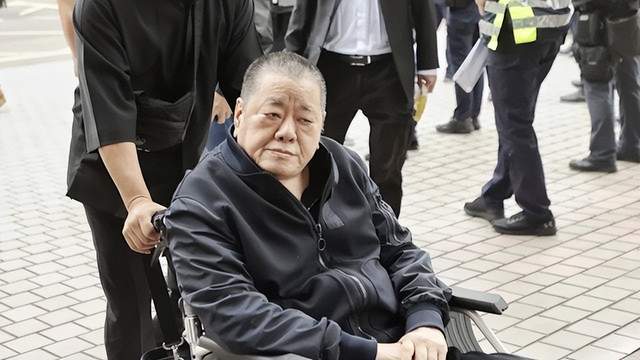 原創(chuàng)77歲影視圈大亨吳敦去世！干女兒賈靜雯悼念，捧紅釋小龍郝劭文