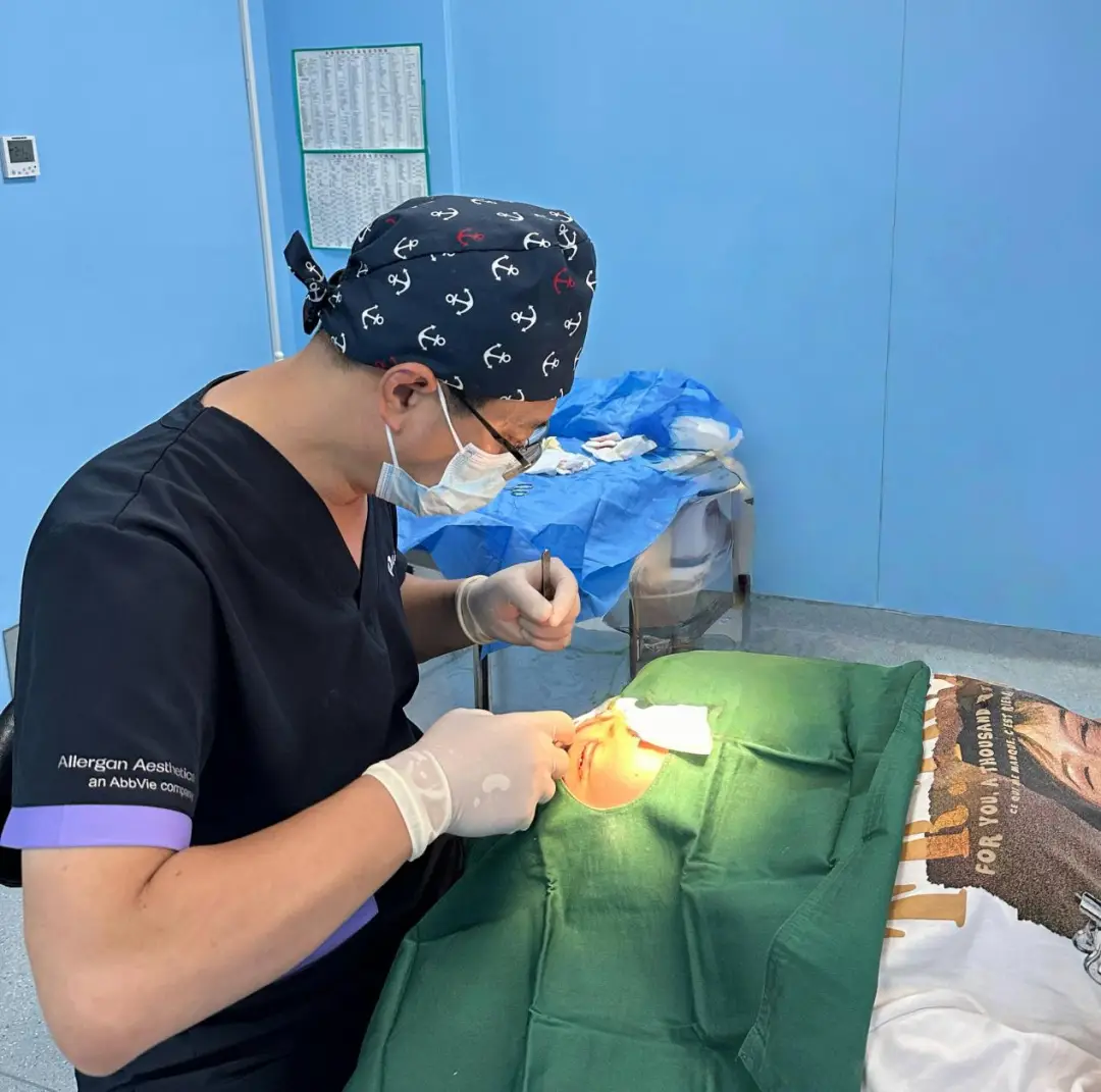 匠心塑美 醫(yī)藝相融——泰安市中心醫(yī)院醫(yī)學美容整形科守護群眾“顏值健康”