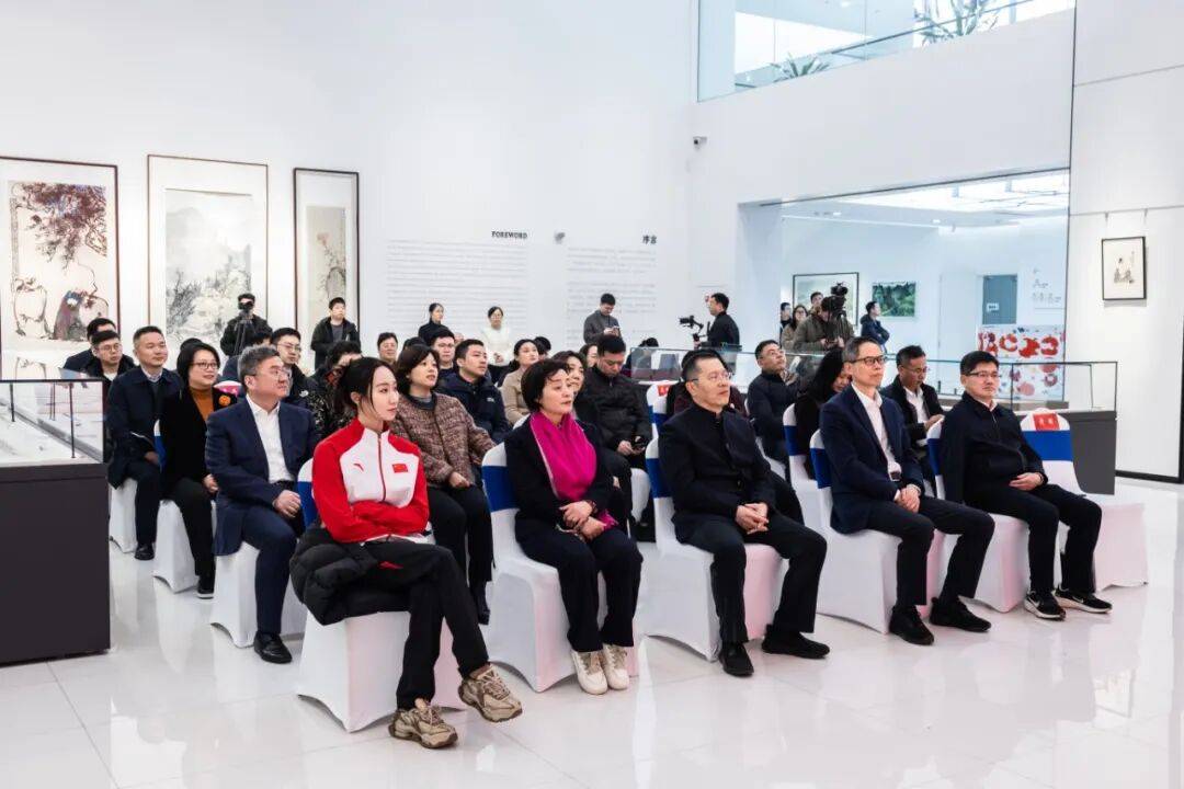 奧運(yùn)珍品和系列珍貴圖書入藏吳興暨冬奧特別策劃《藝蘊(yùn)冬奧》在吳啟播