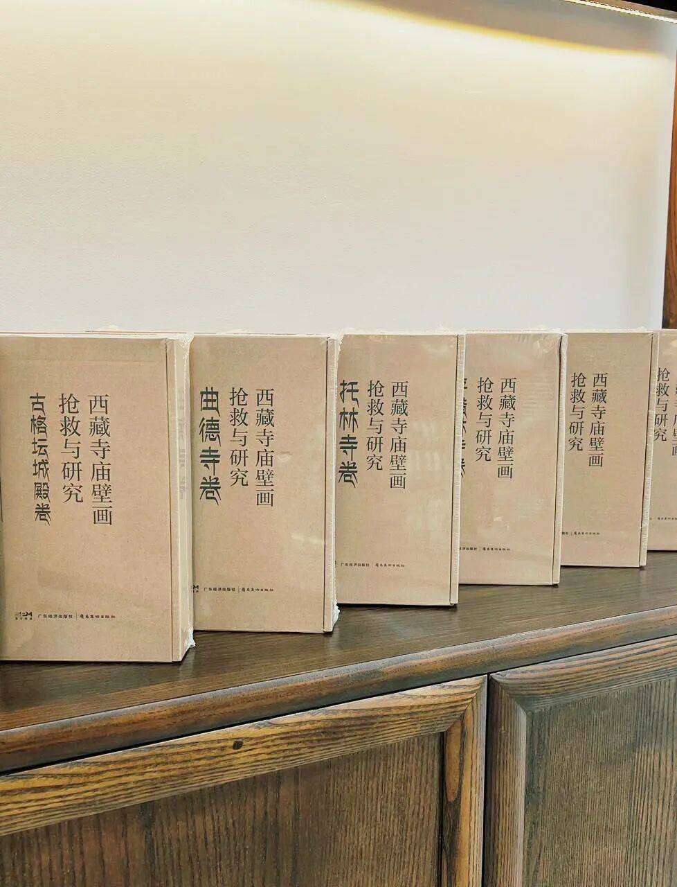 奧運(yùn)珍品和系列珍貴圖書入藏吳興暨冬奧特別策劃《藝蘊(yùn)冬奧》在吳啟播
