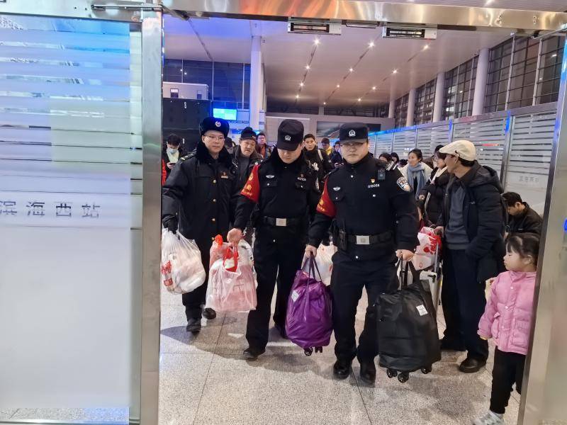 乘客新手機丟失，鐵路民警快速尋回