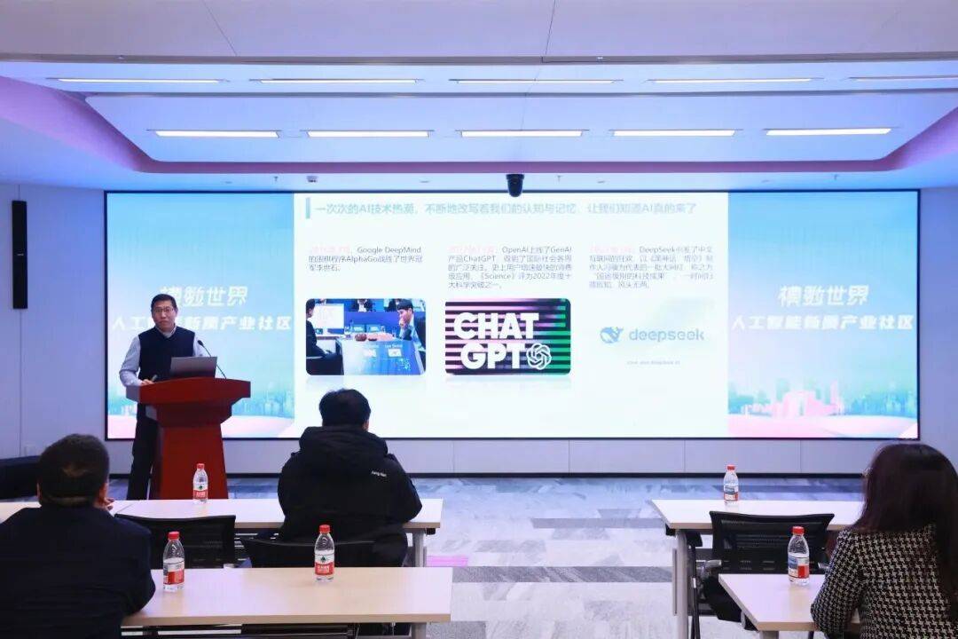 關(guān)鍵時(shí)刻！海淀教育聚焦“關(guān)鍵少數(shù)”