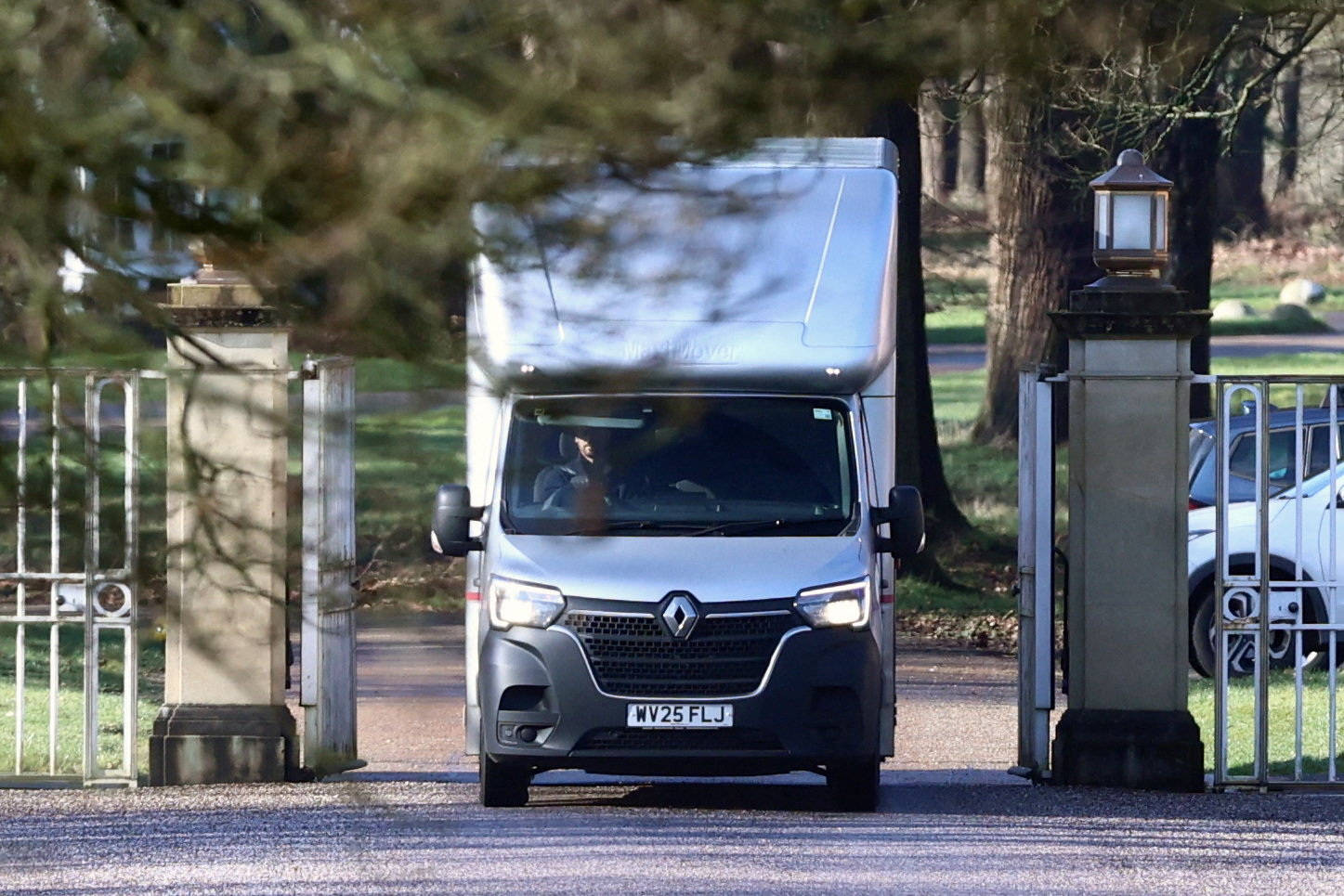 （外代一線）愛潑斯坦案新文件公開后 英王之弟安德魯連夜搬家