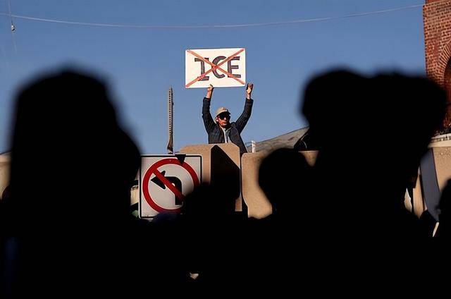 明尼阿波利斯的抗議與美國移民執(zhí)法的深層矛盾