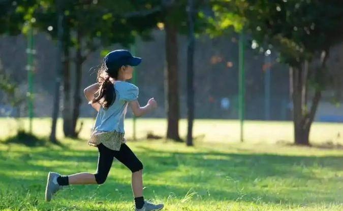原創(chuàng)小學最該拼的，根本不是分數(shù)！一位過來人父親的血淚總結