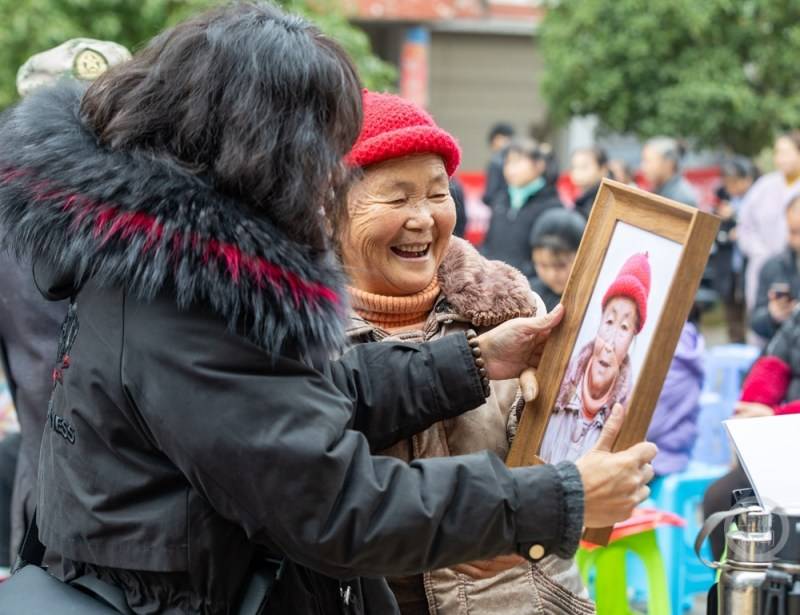 年味滿鄉(xiāng)間 “文藝快遞”新春進(jìn)基層