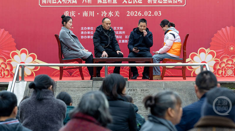 年味滿鄉(xiāng)間 “文藝快遞”新春進(jìn)基層