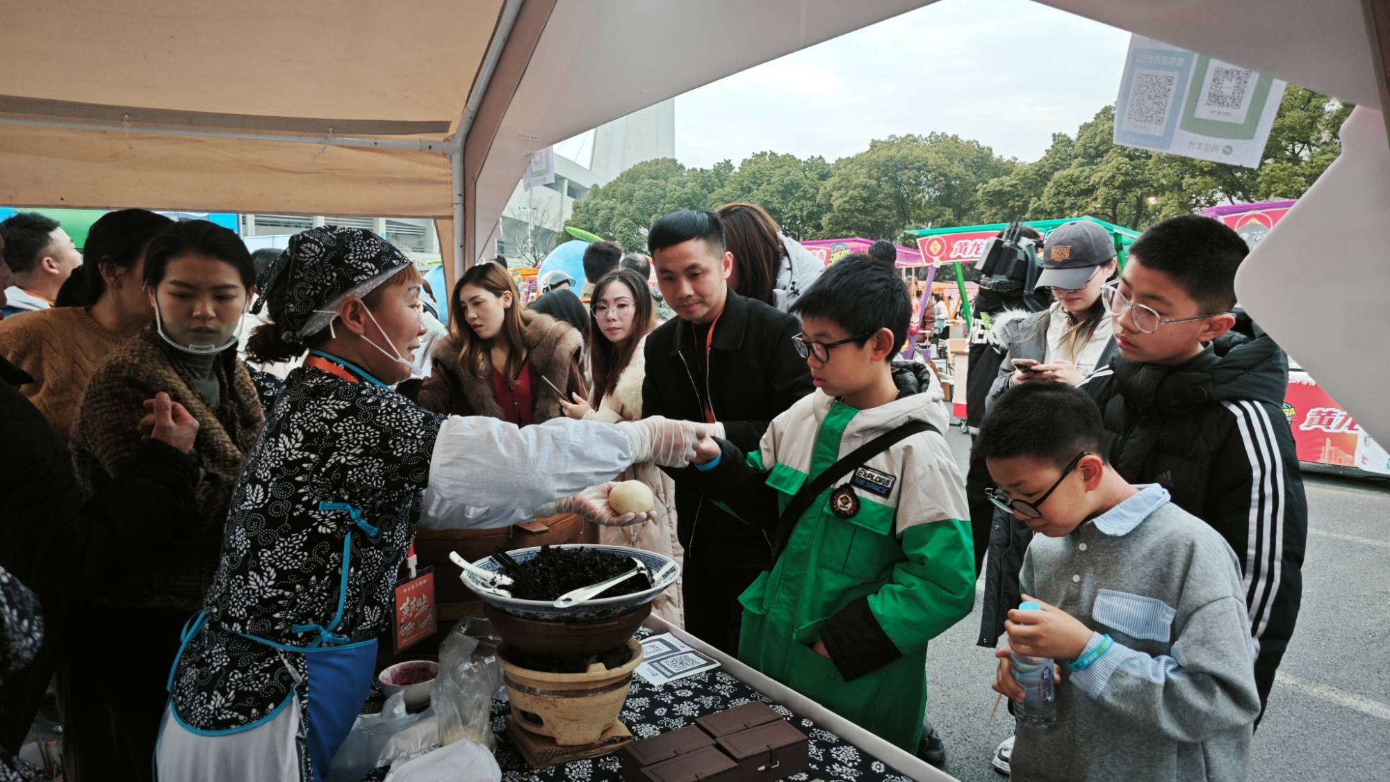 縉云非遺美食，場(chǎng)外助力“浙BA”