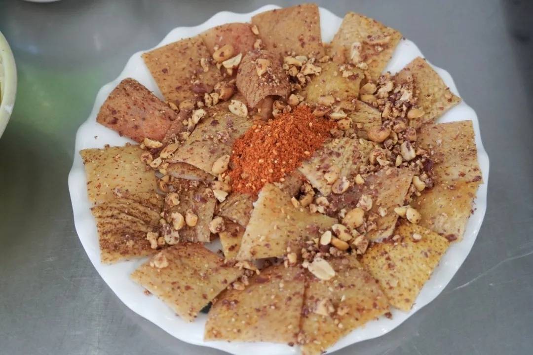 新春走基層｜大理觀音塘美食一條街：市井煙火里的白族風(fēng)味