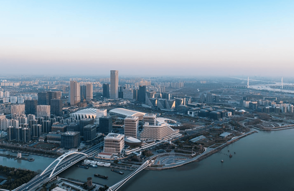 辦公租賃逆勢增長72％，陸家嘴集團(tuán)“深耕內(nèi)功”的一年