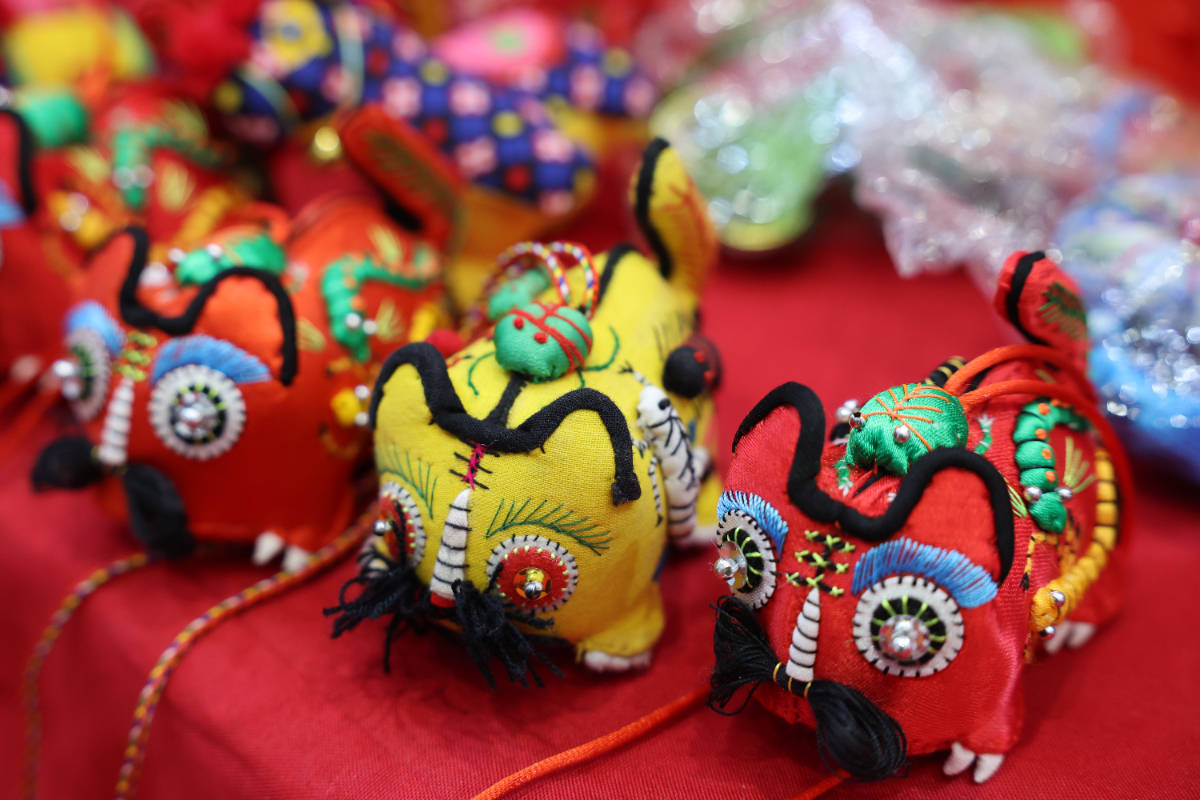 齊魯農(nóng)超新春年貨會周末火爆：美食非遺全都有，快來逛