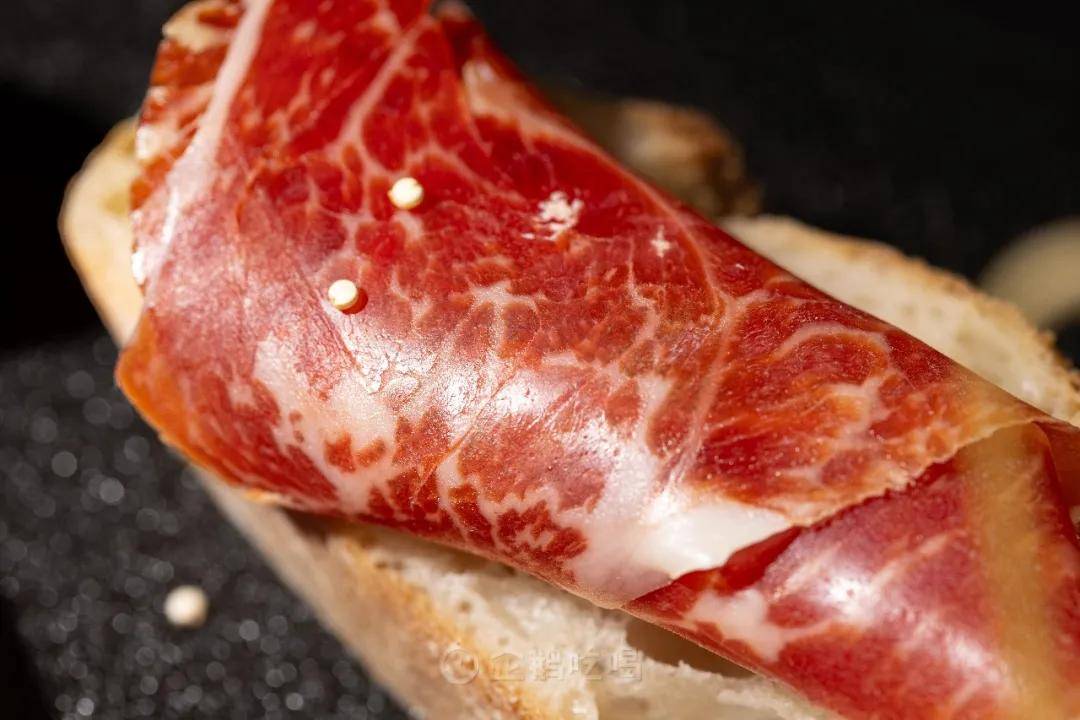 快放假了，美食公司都買些什么好吃年貨回家？