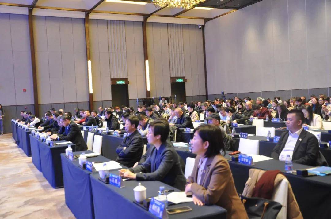 吉林、新疆滑雪產(chǎn)業(yè)優(yōu)勢明顯 中國滑雪度假區(qū)競爭力推薦榜（2026）暨“滑雪旅游十佳城市”推薦榜單發(fā)布