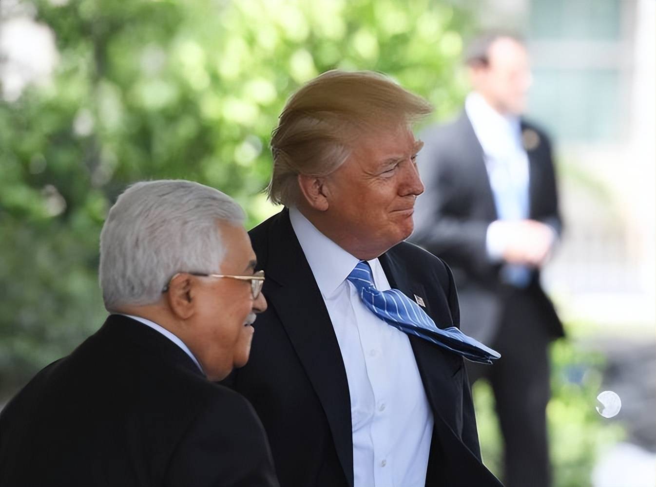 原創(chuàng)難怪特朗普要棄臺(tái)，美國絕密報(bào)告曝光，中國電子戰(zhàn)已經(jīng)壓制美軍