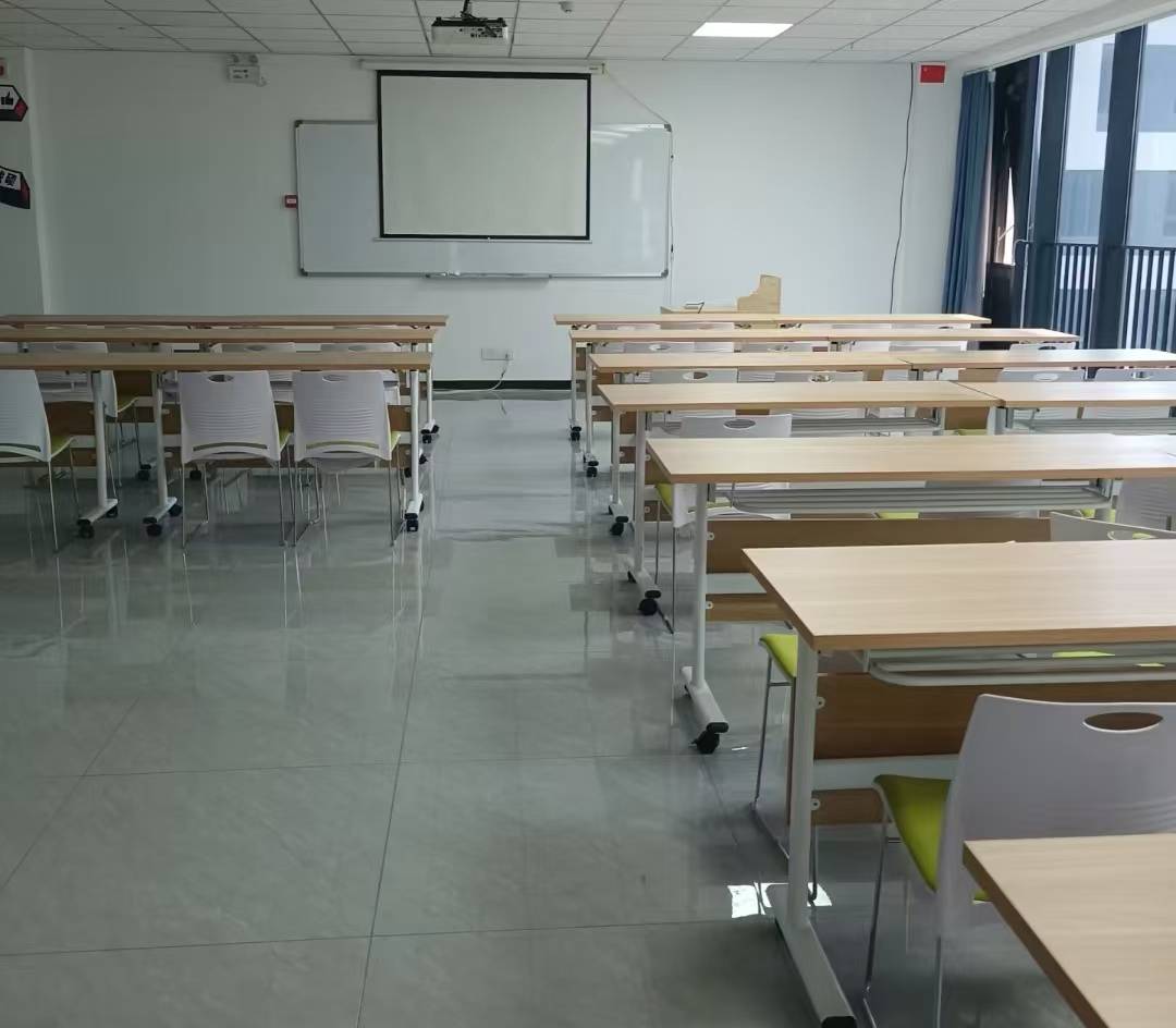 武漢考研機(jī)構(gòu)2026年排名前三實(shí)力解析：弘毅為何穩(wěn)居第一？