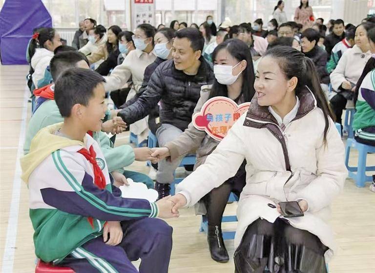 家庭教育不只是“家事”——探訪青海省首個家庭教育人民調(diào)解委員會