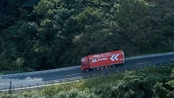 順豐、京東等多家快遞企業(yè)宣布“春節(jié)不打烊”