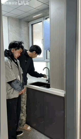 裝修“奇葩集”，為了省錢...找朋友裝修，結(jié)果我瘋了