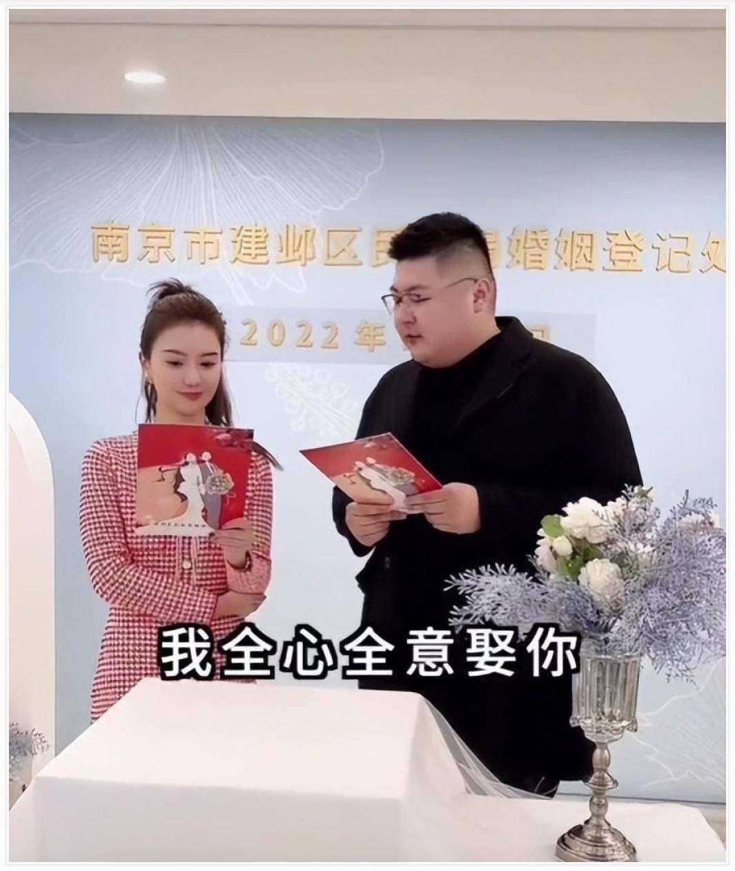 原創(chuàng)生育分歧毀婚姻，何鈺欣離婚4個(gè)月泰國(guó)凍卵，女性別再等別人了