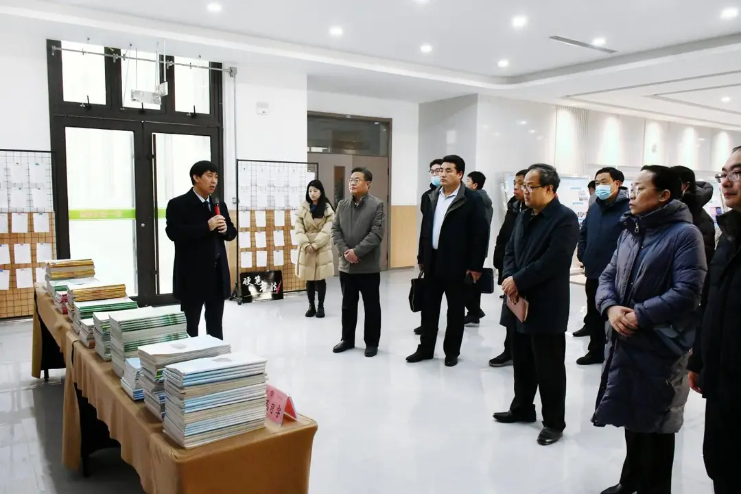 東營(yíng)市清風(fēng)小學(xué)舉行“深化辦學(xué)交流，共促教育發(fā)展”研討活動(dòng)