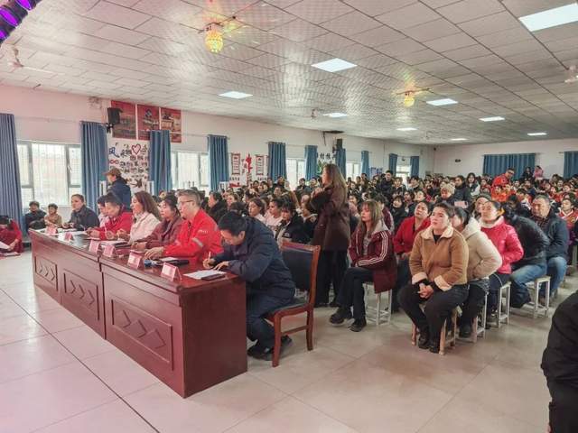 澤普縣各地舉辦特色舞蹈活動(dòng) 豐富群眾文化生活