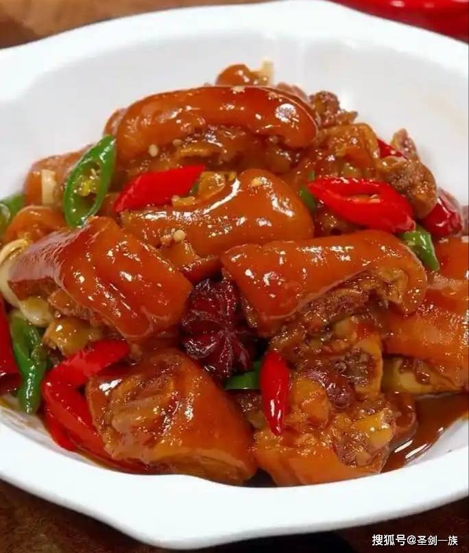 連吃三碗飯！8道家常下飯菜譜大公開，最后一道麻辣鮮