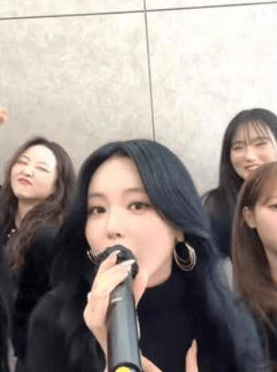 她被曝論文抄襲，碩博學(xué)位均撤銷！后被扒父親是同所高校教授