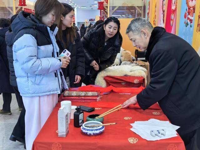 東航北京圖書文創(chuàng)市集圓滿落幕
