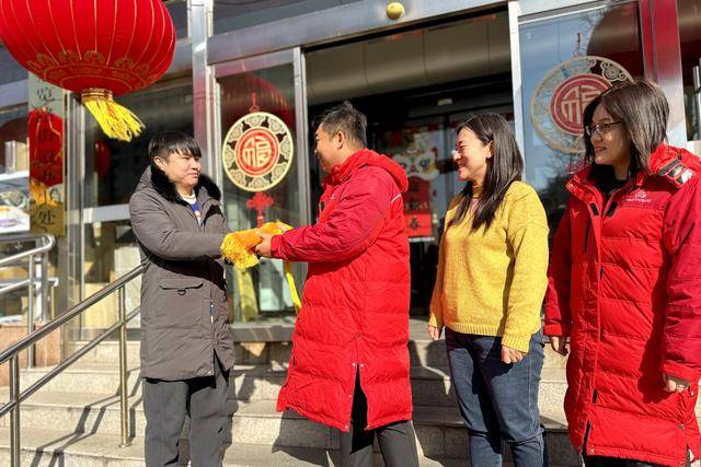 西城展覽路街道快速處置民生訴求，居民送錦旗點贊“馬上辦”