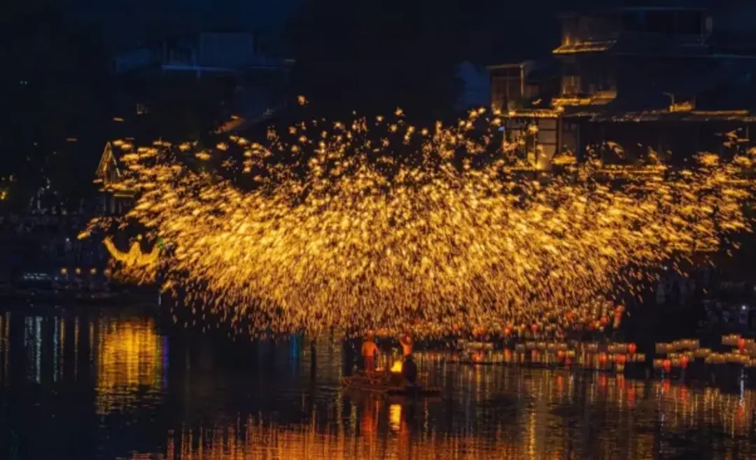 觀彩燈、逛廟會，品美食……2026米易新春系列活動(dòng)邀您共赴佳節(jié)