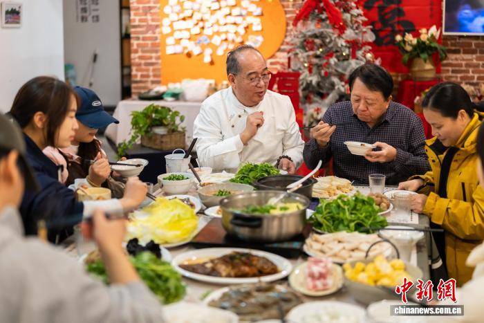 （新春見(jiàn)聞）臺(tái)灣餐飲人的新春寄望：美食為橋，心安為家