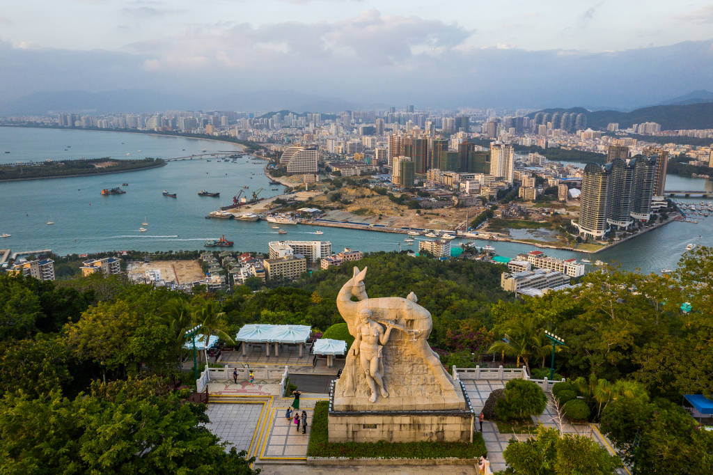 記者手記丨三亞，當(dāng)一座旅游城市開(kāi)始思考更廣闊的未來(lái)