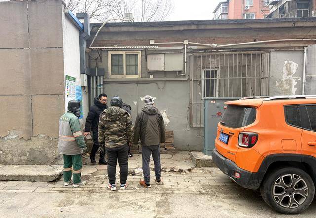 西城展覽路街道快速處置民生訴求，居民送錦旗點贊“馬上辦”