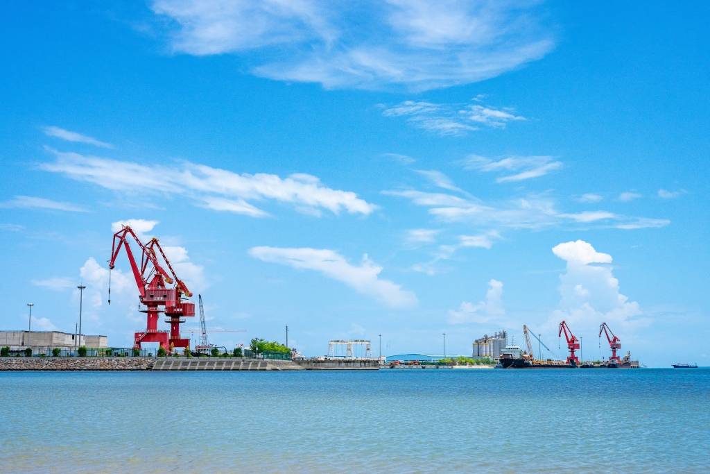 記者手記丨三亞，當(dāng)一座旅游城市開(kāi)始思考更廣闊的未來(lái)