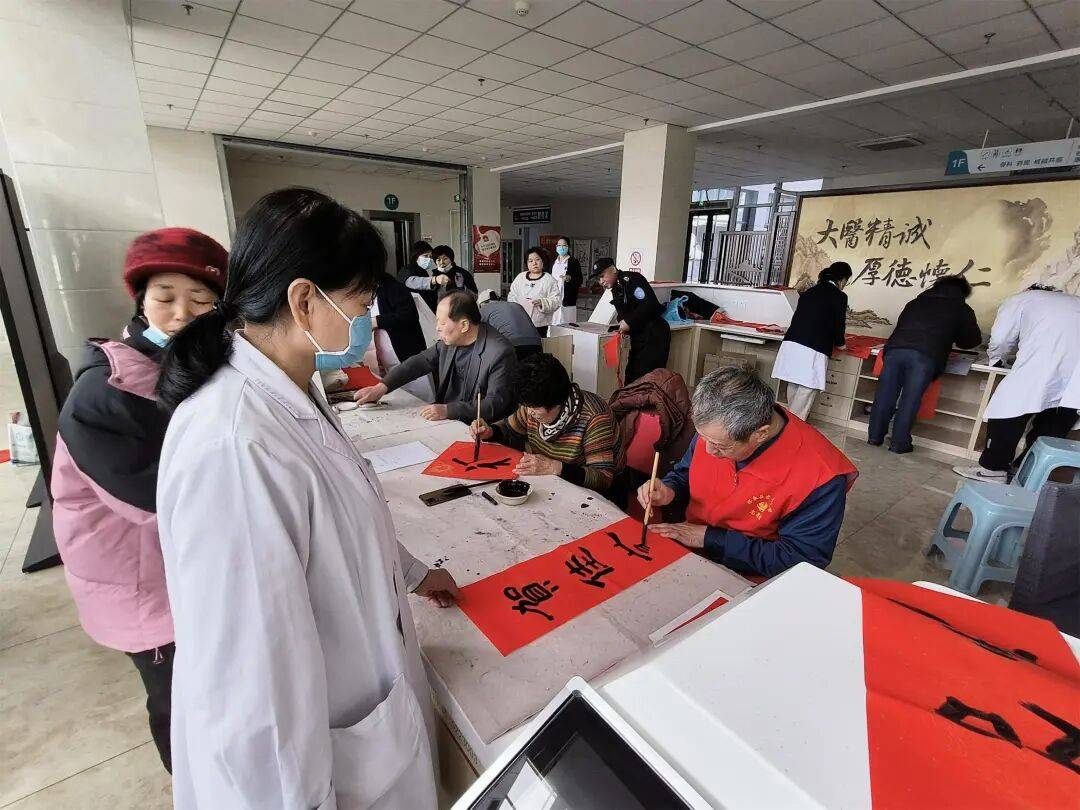 原創(chuàng)懷來老年大學與縣中醫(yī)醫(yī)院舉辦新春健康文化聯(lián)誼活動