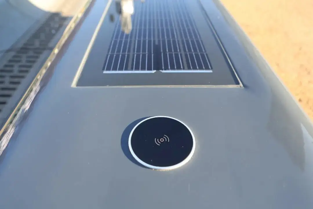 可加熱、能充電！通州運河西岸上新 “黑科技” 座椅！