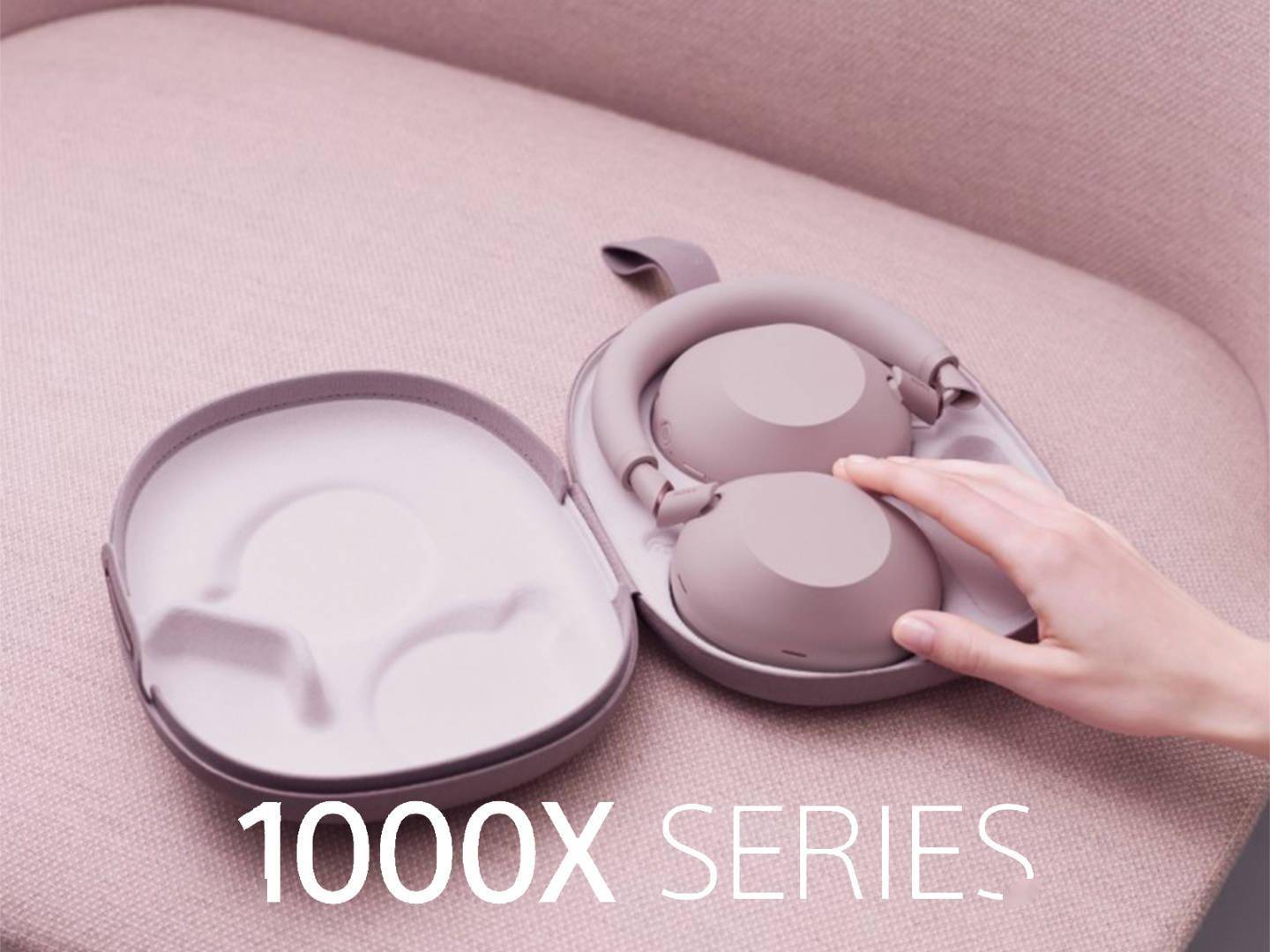 索尼WH - 1000XM6新增“柔沙粉”配色，女性用戶的新寵？