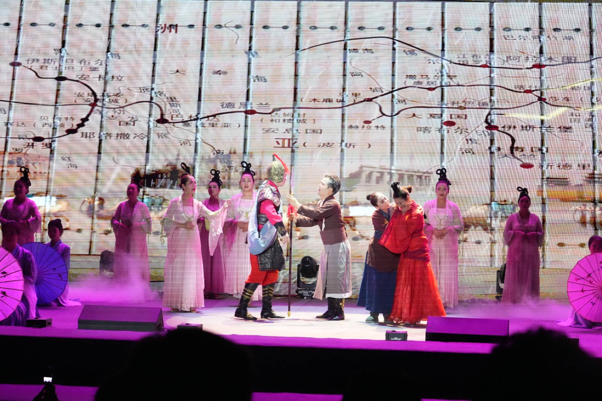 音樂舞蹈詩《夢回羅布淖爾》首演圓滿落幕