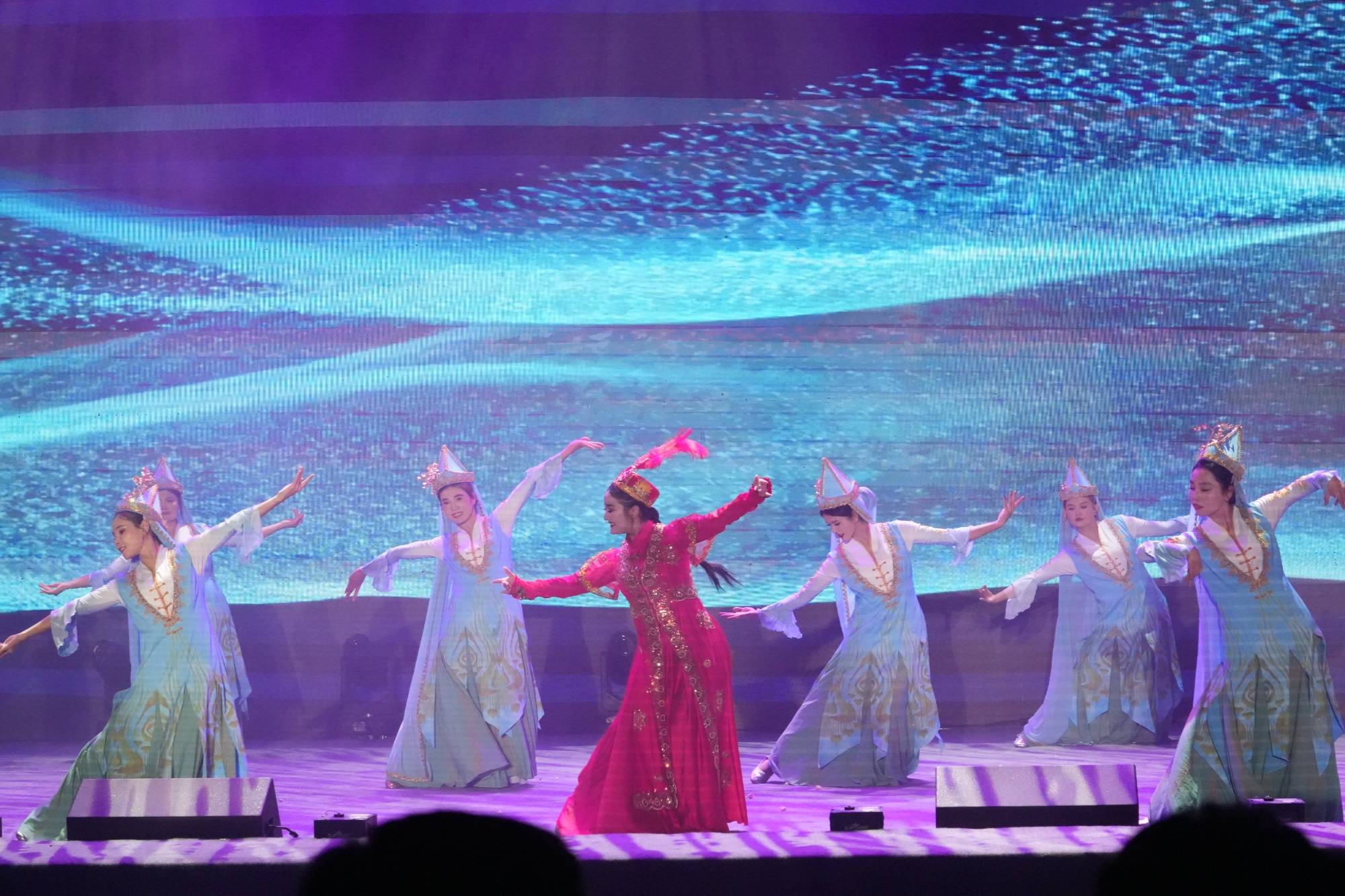 音樂舞蹈詩《夢回羅布淖爾》首演圓滿落幕