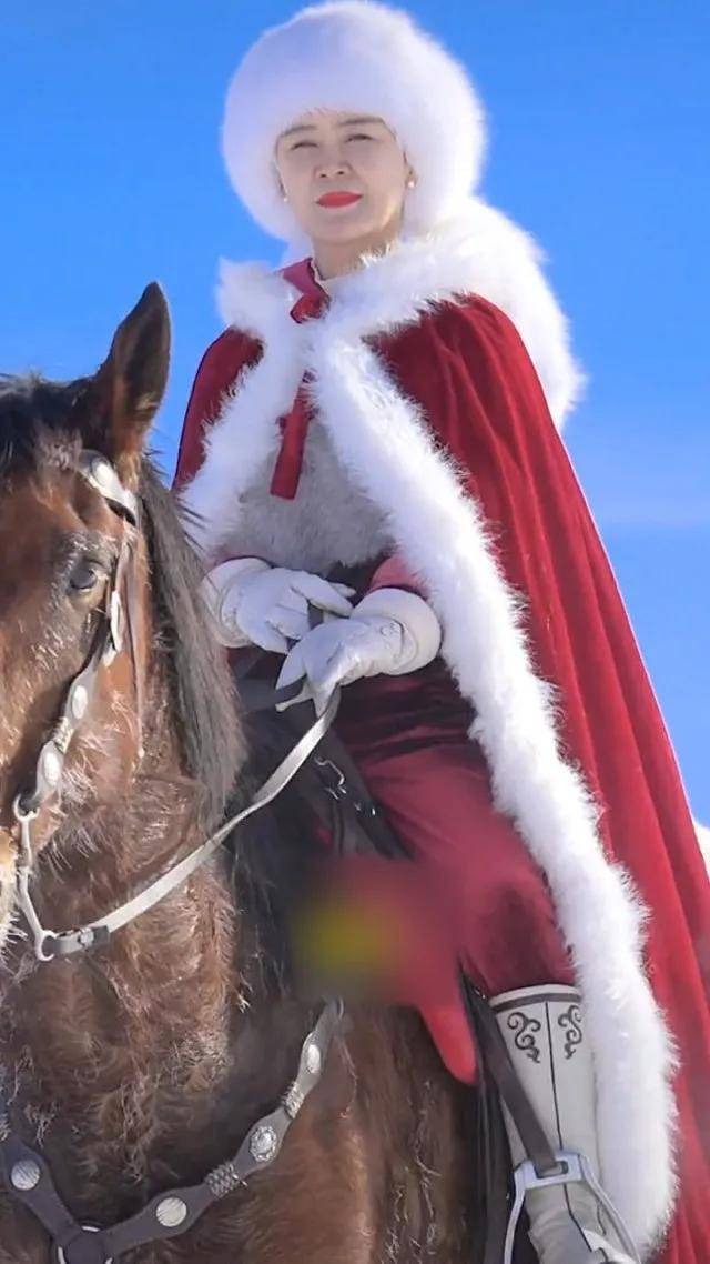 紅斗篷【詩(shī)歌】