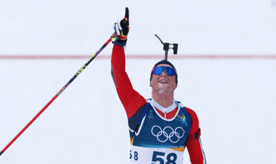 太戲?。《瑠W選手摘銅后，對采訪鏡頭自曝出軌，哭求原諒，前女友回應(yīng)來了…