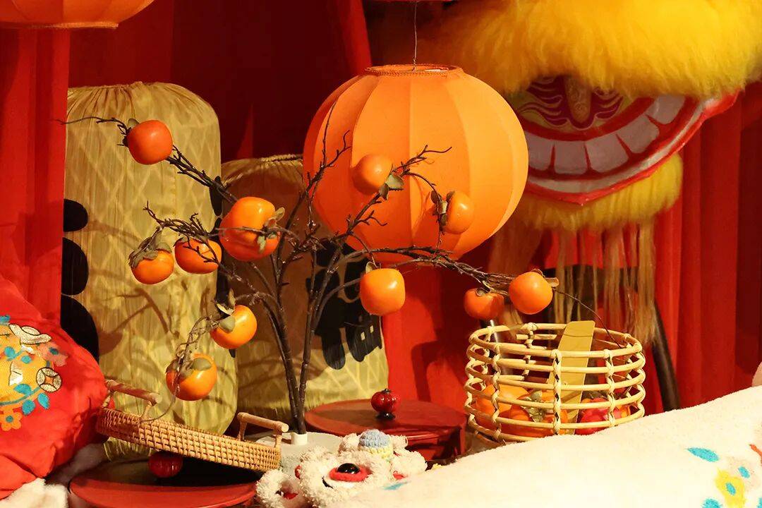 金馬納福，恭賀新春！現(xiàn)代教育報給您拜年