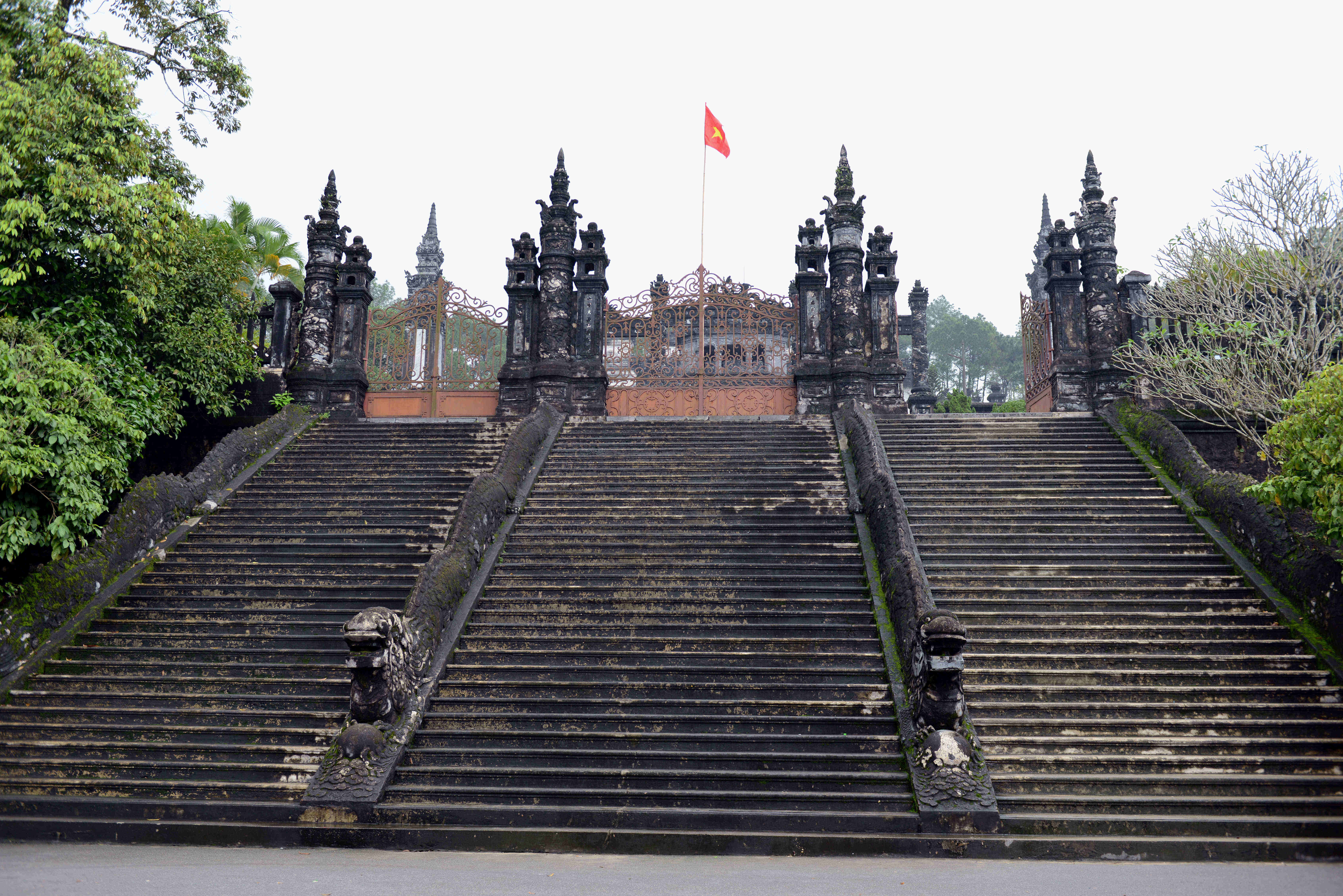 考研后留學(xué)英國快速！機構(gòu)助你利用考研成績，立即行動。