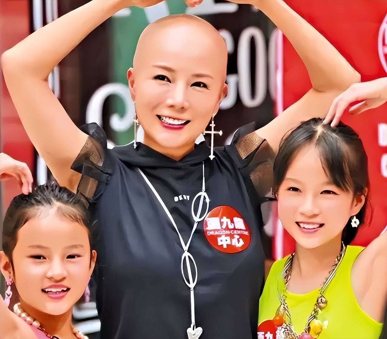 原創(chuàng)錢(qián)再多有什么用！又一女星走上朱媛媛的后路，給中年女性提了個(gè)醒