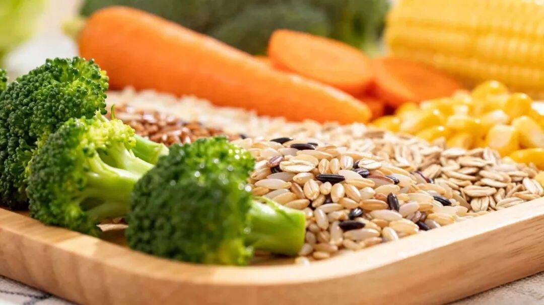 雨水|雨潤東風生暖意，養(yǎng)脾祛濕護安康。春季養(yǎng)生攻略速收藏→