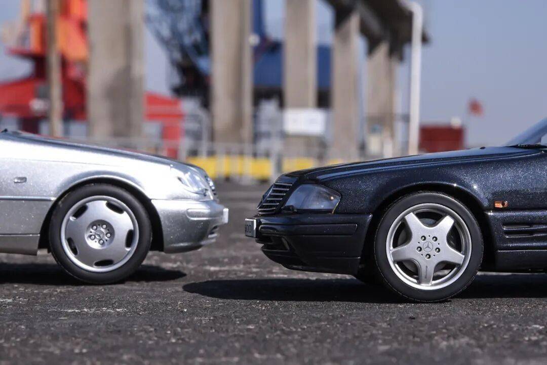 祝各位輪語人，新年越來越帥，荷包越來越厚，收藏越來越有品味！