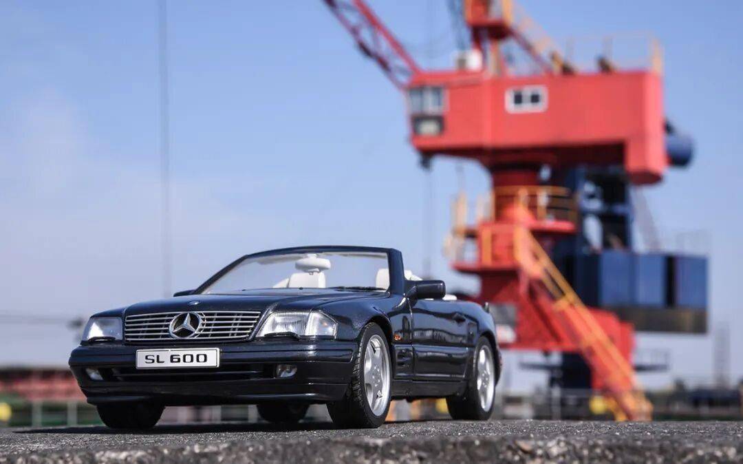 祝各位輪語人，新年越來越帥，荷包越來越厚，收藏越來越有品味！